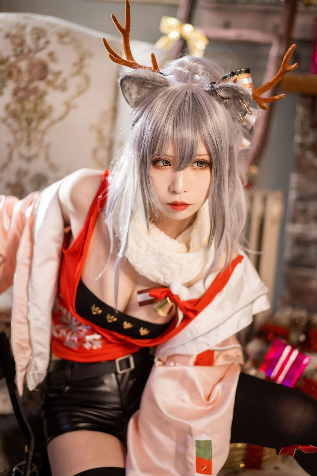 明日方舟 厚礼 黑cos - 爱老师_PhD cosplay 第3张