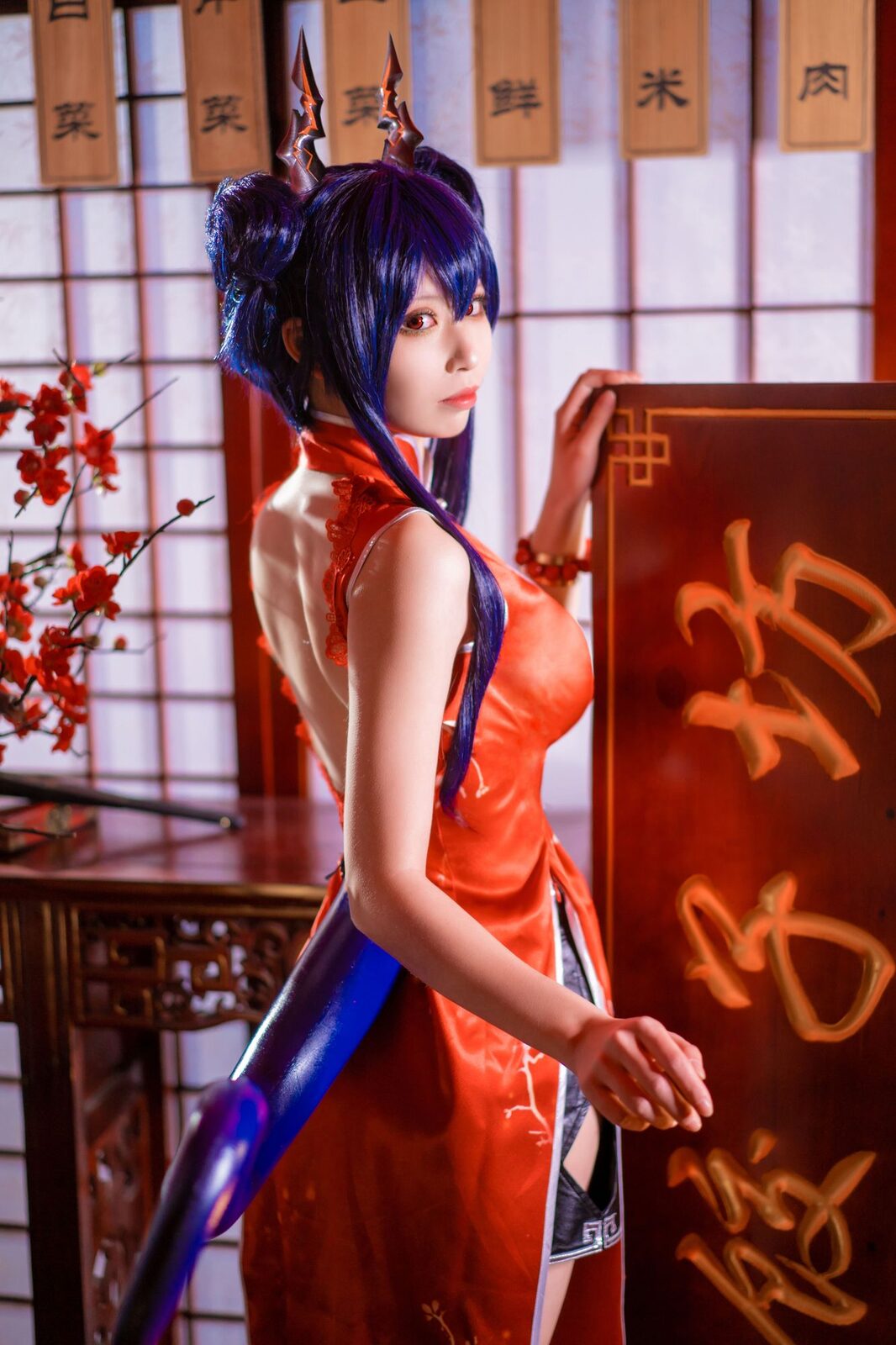 明日方舟 岁红霞 陈cos - 爱老师_PhD cosplay 第3张