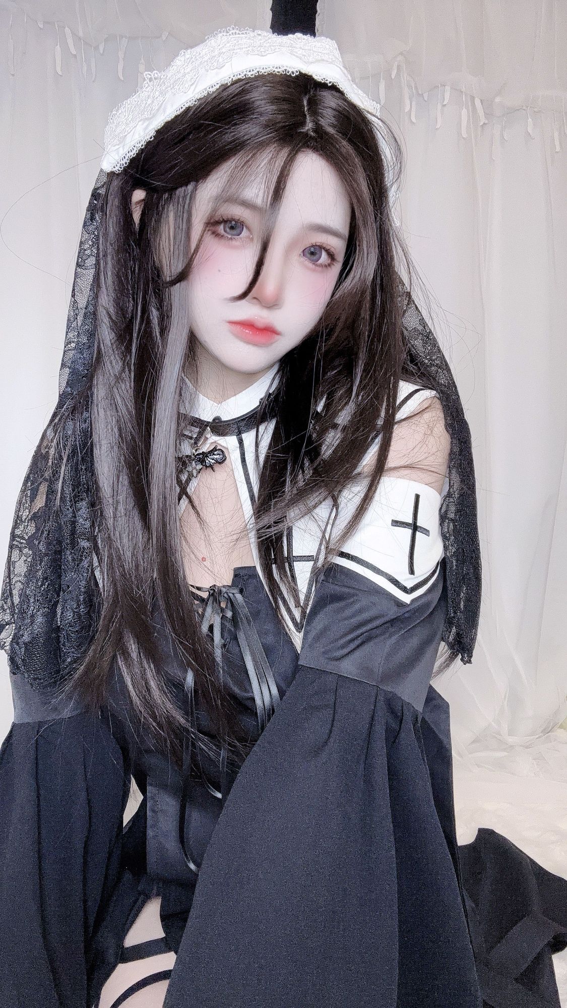 图片[2]-疯猫ss.004 No.117 修女自拍（21P） - 图友-图友