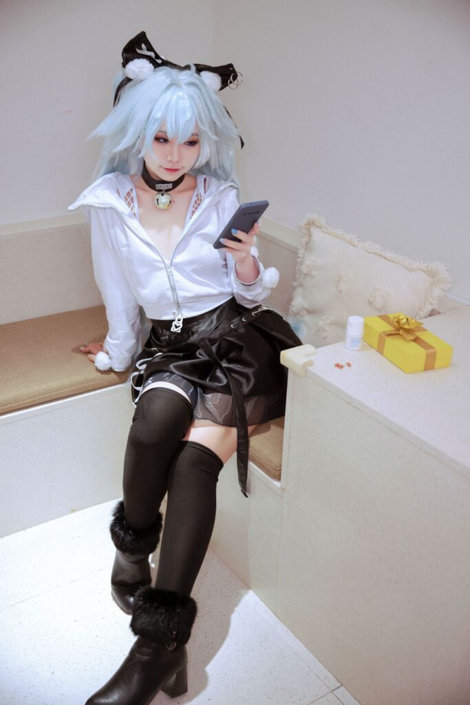 G44不会受伤 No.097 芙洛伦 白情(20P)-图友