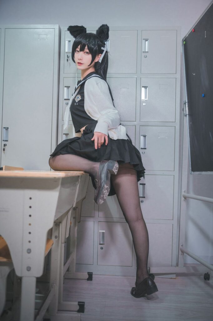 铁板烧鬼舞w 全套合集(更新至 2 期)-图友