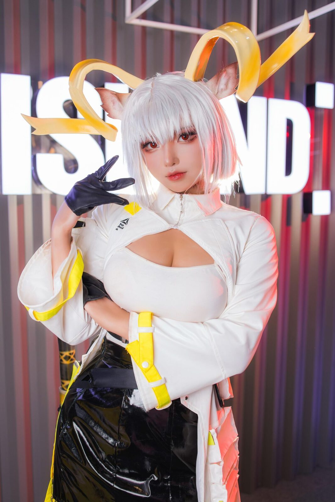 明日方舟 卡涅利安 - 菌烨tako cosplay 第4张