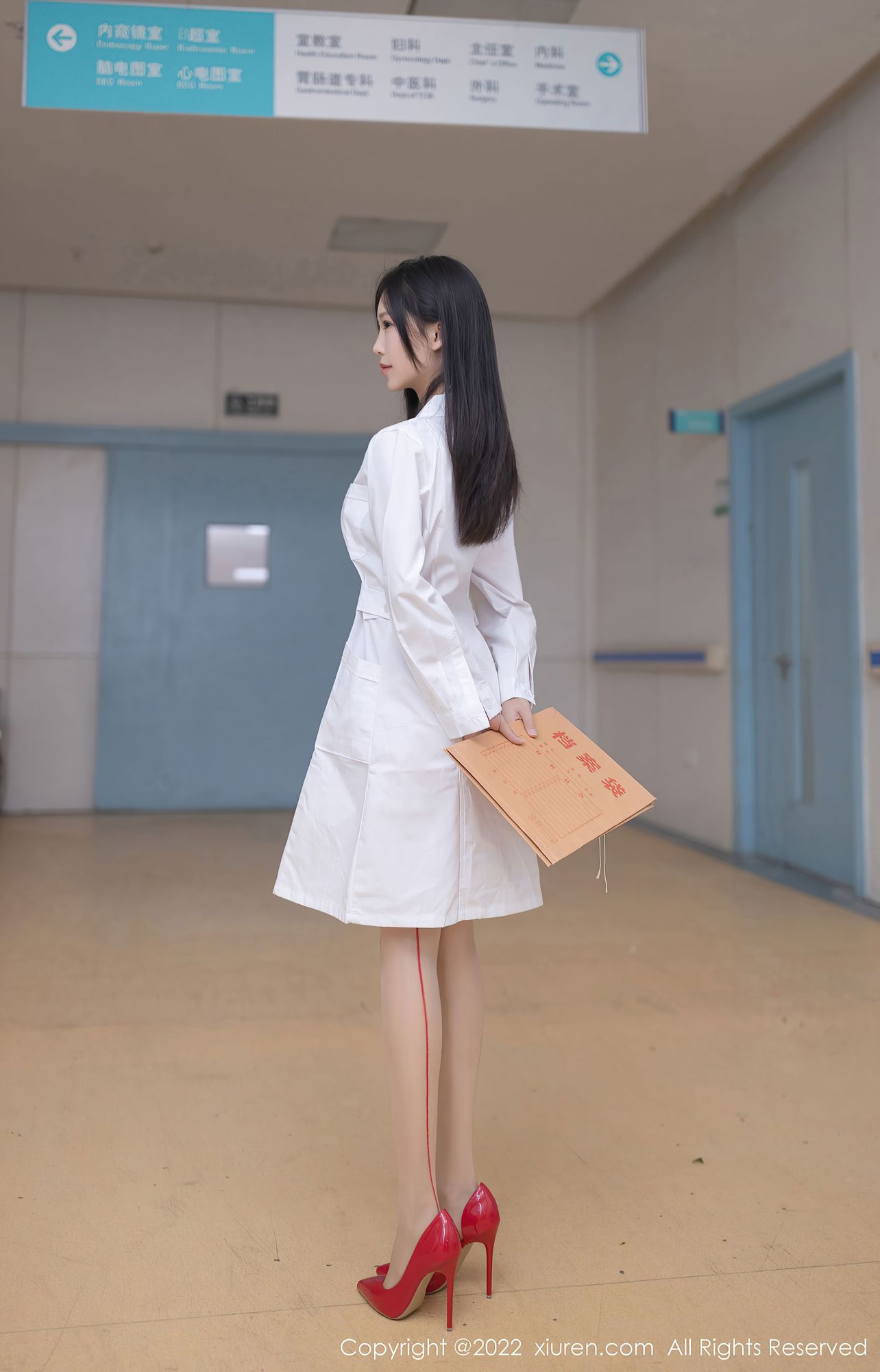 图片[2]-抖娘-利世 No.106 [XIUREN秀人网] 2022.07.13 NO.5267（75P） - 图友-图友