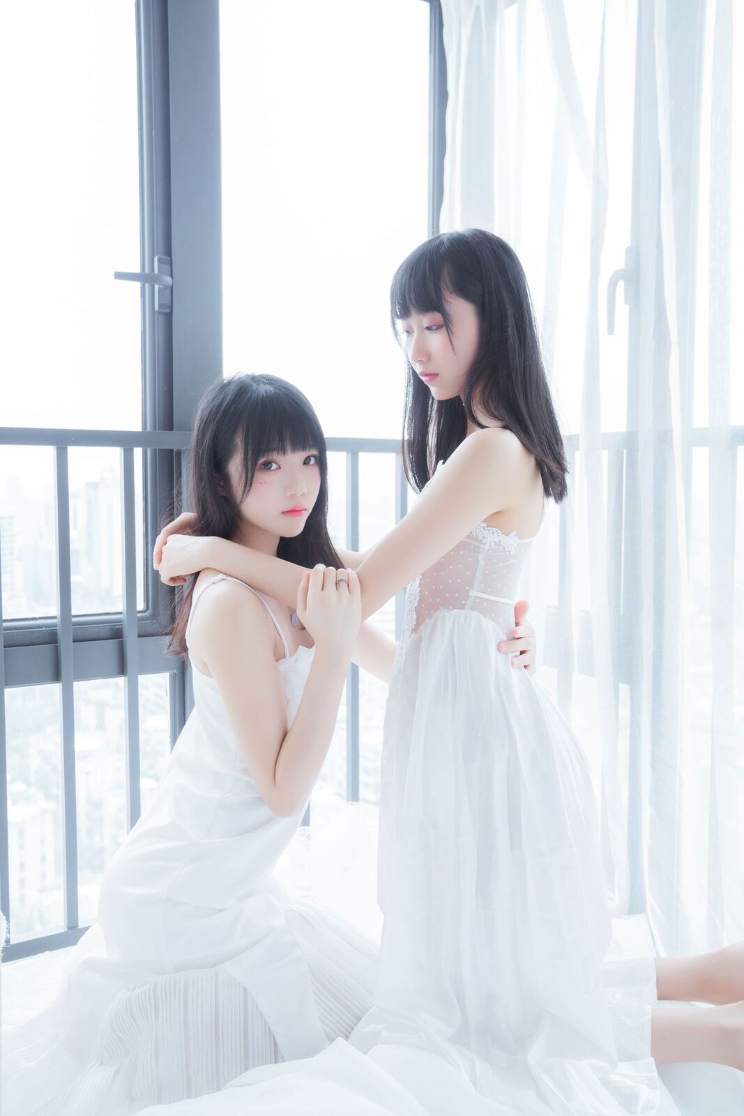 朝(白裙×白裙) - 木棉棉OwO cosplay 第2张