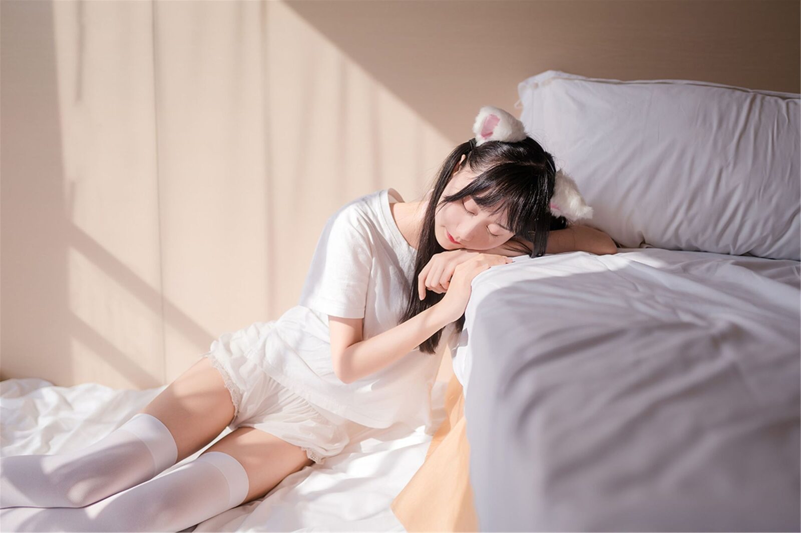 猫系少女 - 木棉棉OwO cosplay 第4张