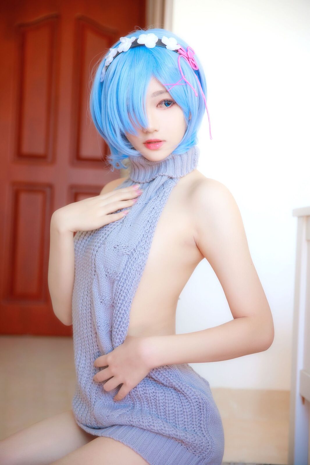 蕾姆露背毛衣 - 南桃Momoko cosplay 第4张