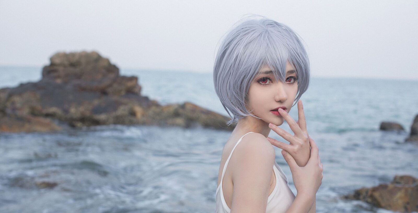 绫波丽白裙 - 南桃Momoko cosplay 第1张