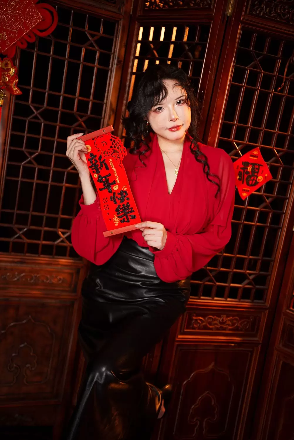 旗袍秋 - 秋和柯基 cosplay 第4张