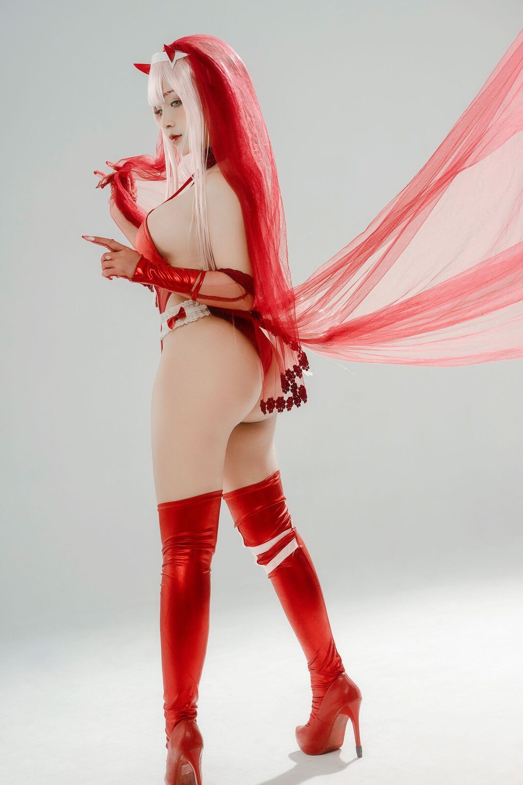 Zero Two Wedding Dress - Sayo Momo cosplay 第3张