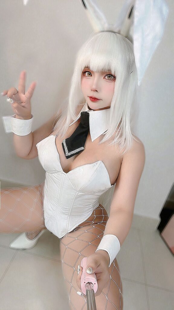 Sayo Momo No.017 NIKKE Naughty Oil Bunny（50P）-图友
