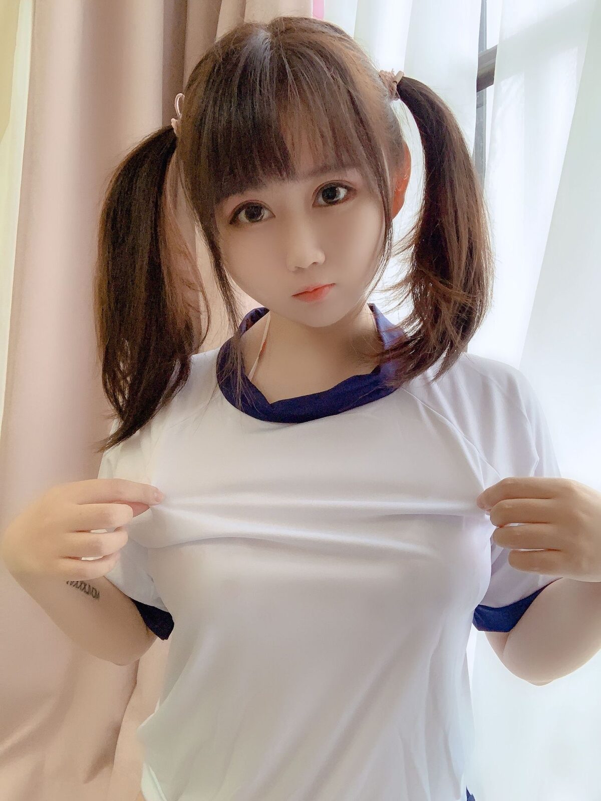 依酱体操服 - 是依酱呀 cosplay 第1张