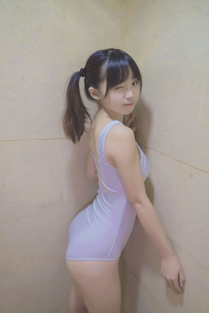 御子Yumiko No.001 白色死库水（16P）-图友