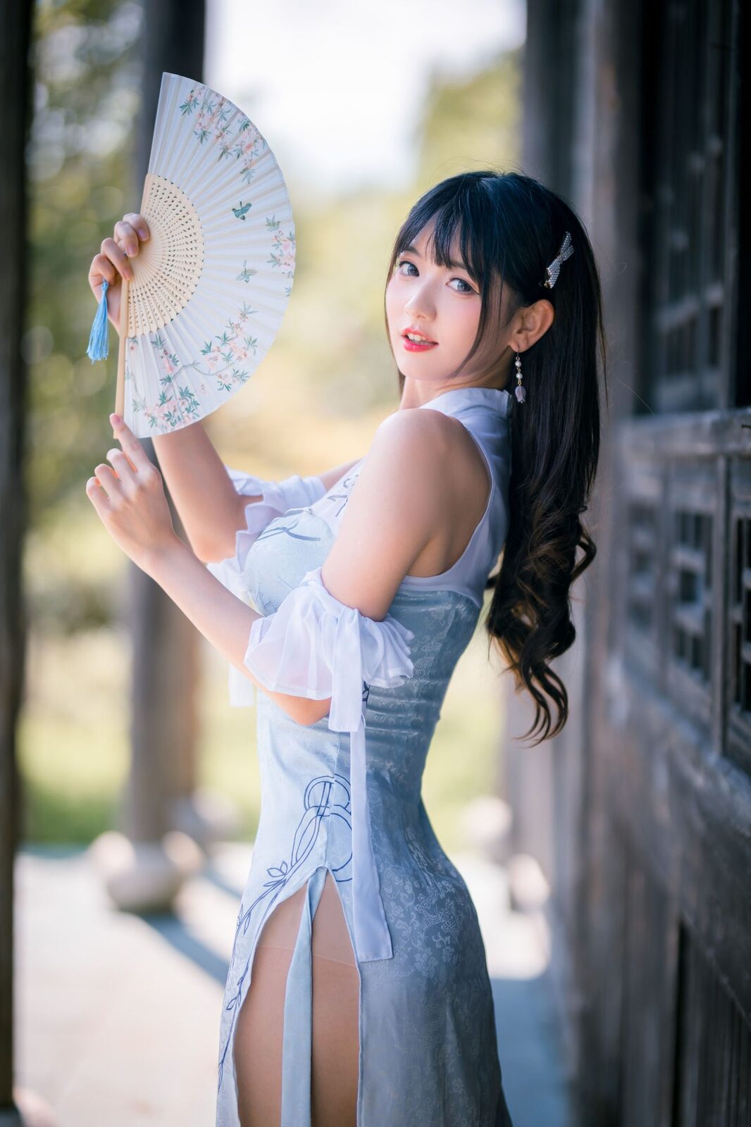 蓝色旗袍 - 陆卿卿 cosplay 第3张
