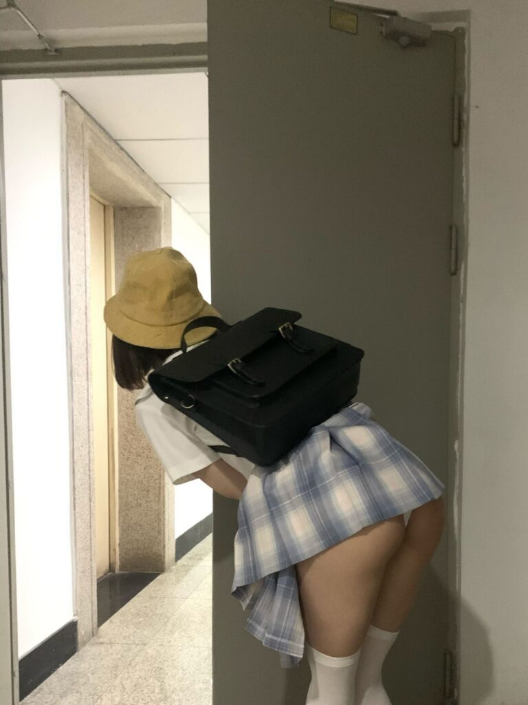 西园寺南歌 No.015 主人的任务1.0(40P)-图友