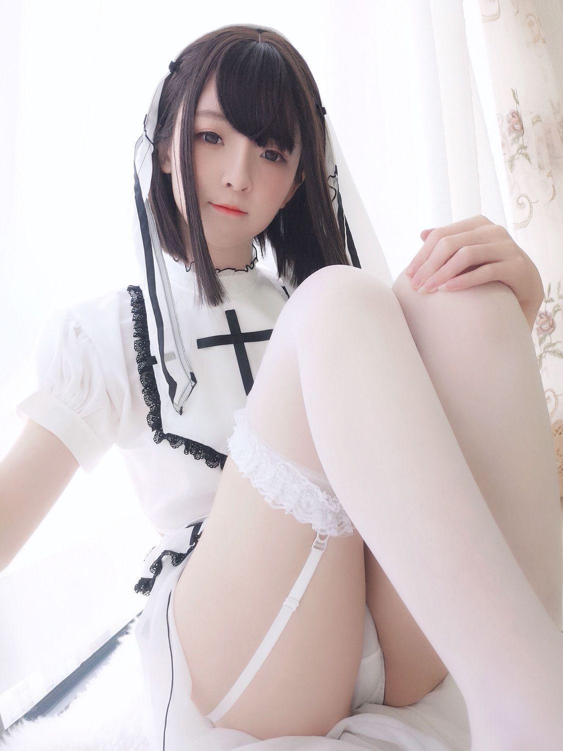 图片[5]-一小央泽 No.017 白修女（32P） - 图友-图友