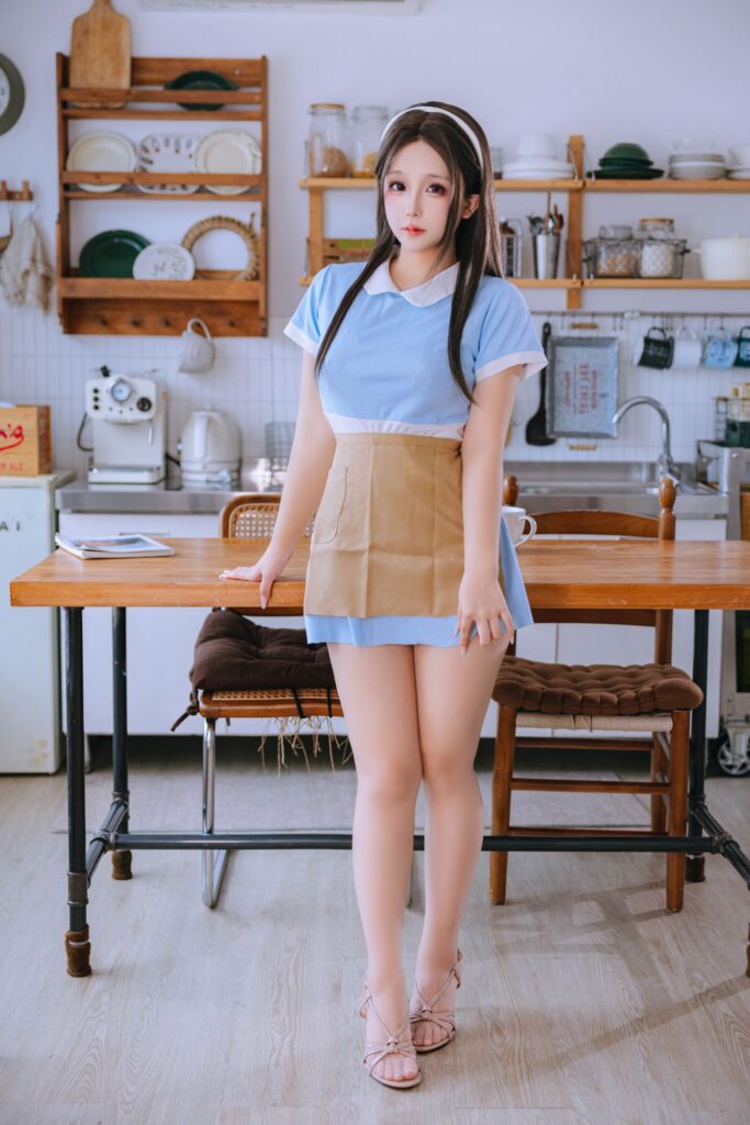 椎名莜(日奈娇) No.209 蛋糕售卖员(181P)-图友