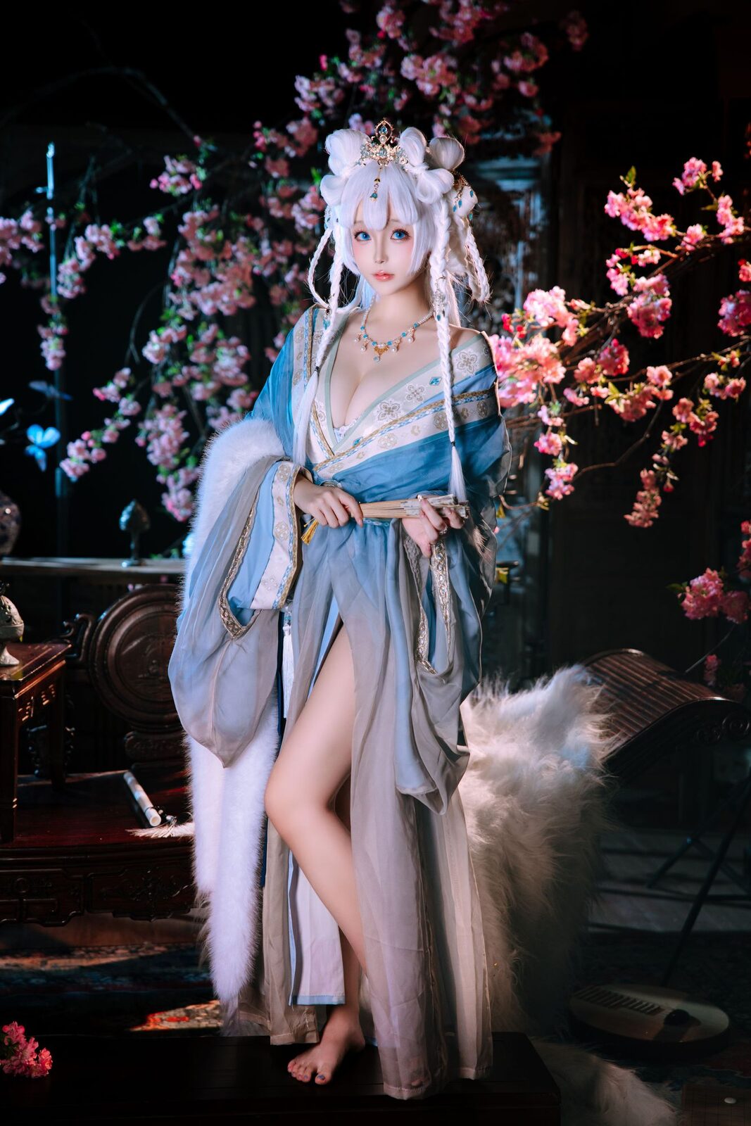 合欢宗圣女 - 椎名莜(日奈娇) cosplay 第4张