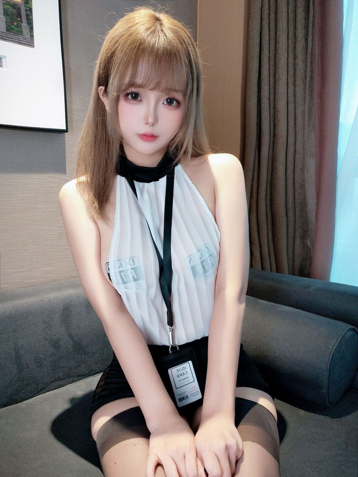 小秘书 - 椎名莜(日奈娇) cosplay 第3张
